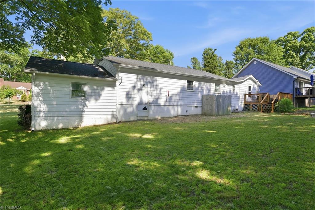 2104 Sheldon Road Greensboro, NC 27405 - Photo 39 of 49