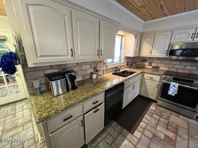 $564,000 | 711 Bluefish Drive, Panama City, FL 32408