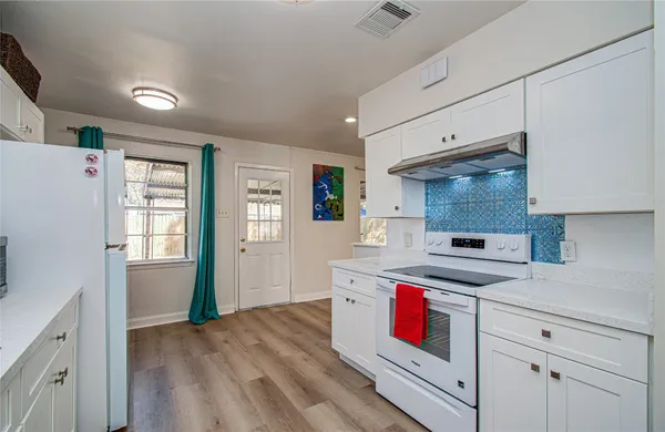 $1,875 | 5926 Ettrick Drive, Houston, TX 77035