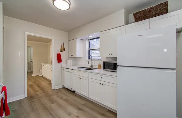 $1,875 | 5926 Ettrick Drive, Houston, TX 77035