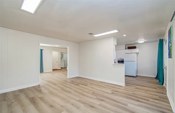 $1,875 | 5926 Ettrick Drive, Houston, TX 77035