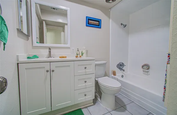 $1,875 | 5926 Ettrick Drive, Houston, TX 77035