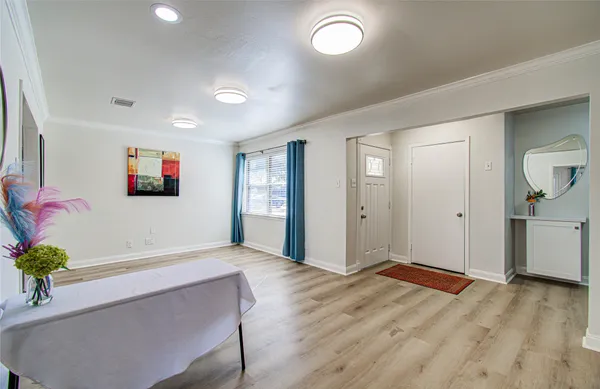 $1,875 | 5926 Ettrick Drive, Houston, TX 77035