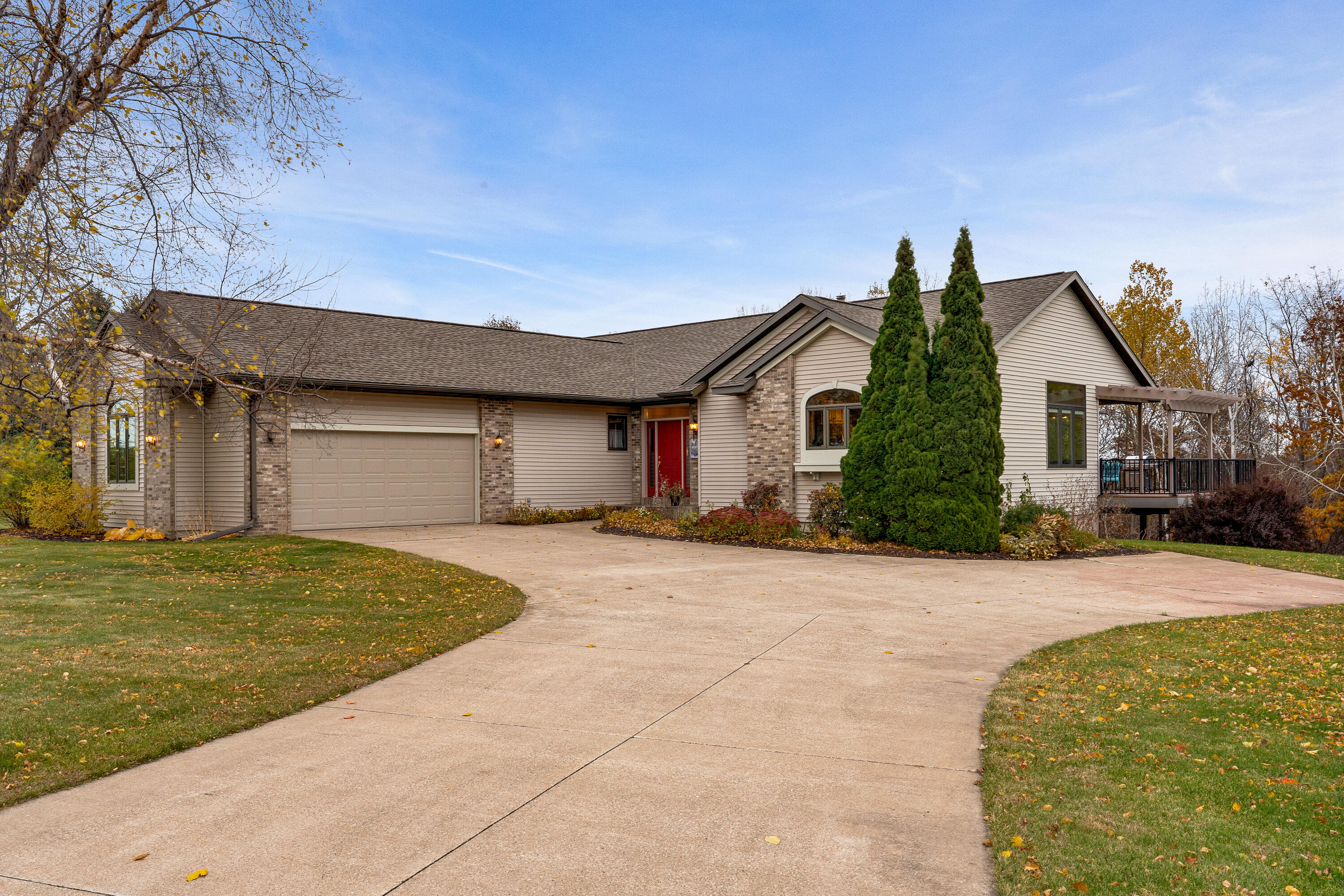 N1666 Meadow Ridge Road Greenfield, WI 54601 - Photo 5 of 36 04__DSC1836_mls