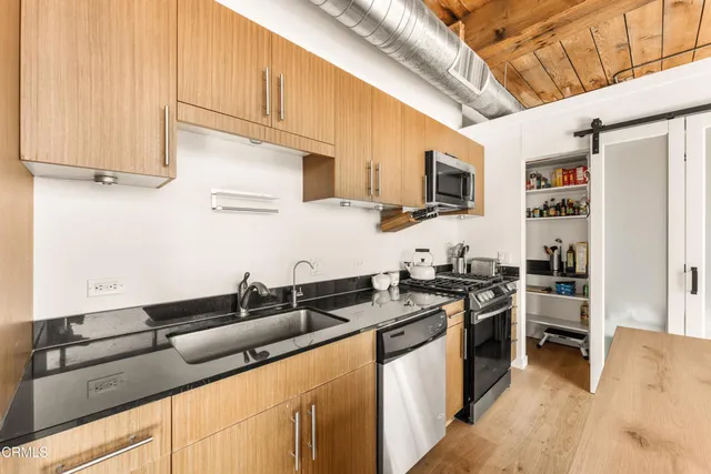 $865,000 | 530 South Hewitt Street, Unit 455, Los Angeles, CA 90013