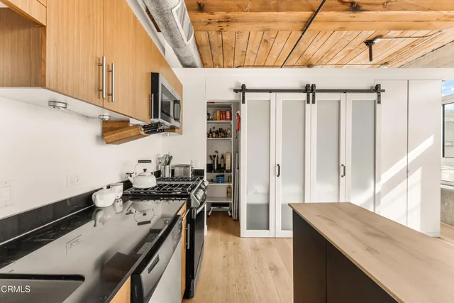 $865,000 | 530 South Hewitt Street, Unit 455, Los Angeles, CA 90013