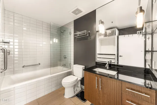 $865,000 | 530 South Hewitt Street, Unit 455, Los Angeles, CA 90013