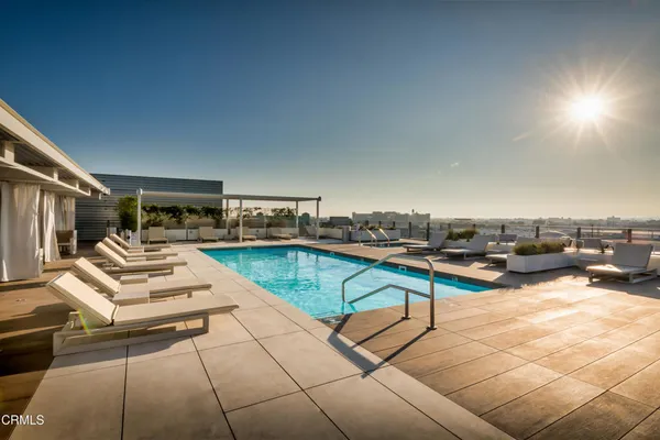 $865,000 | 530 South Hewitt Street, Unit 455, Los Angeles, CA 90013