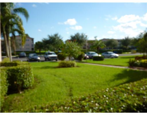 300 Mansfield F, Unit H Boca Raton, FL 33434 - Photo 3 of 9 Additional Photo