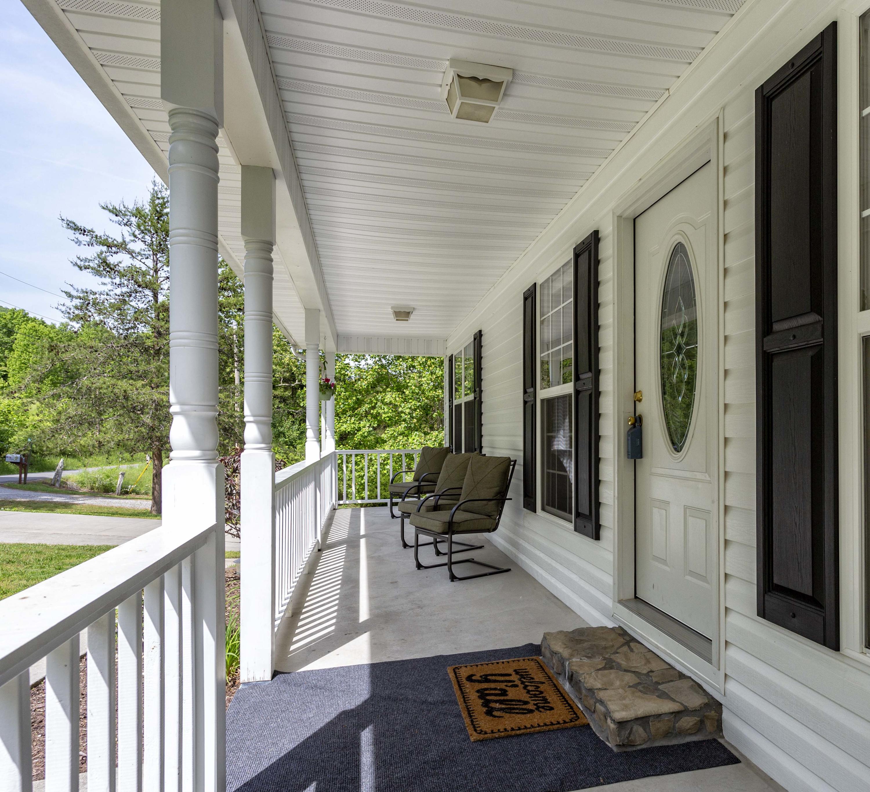 10126 Back Valley Road Evensville, TN 37332 - Photo 26 of 28 Front Porch2