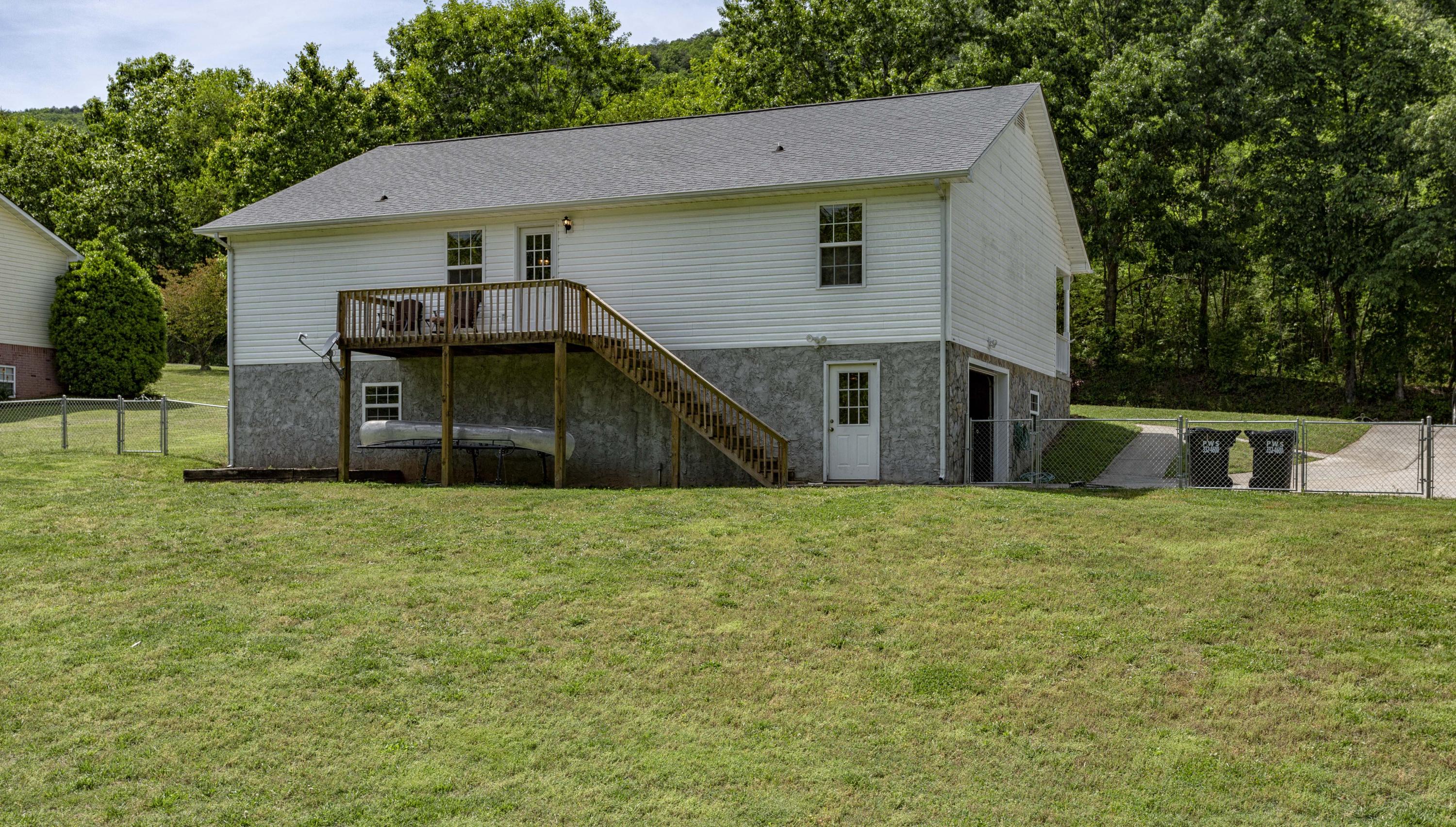10126 Back Valley Road Evensville, TN 37332 - Photo 27 of 28 Back Of House2