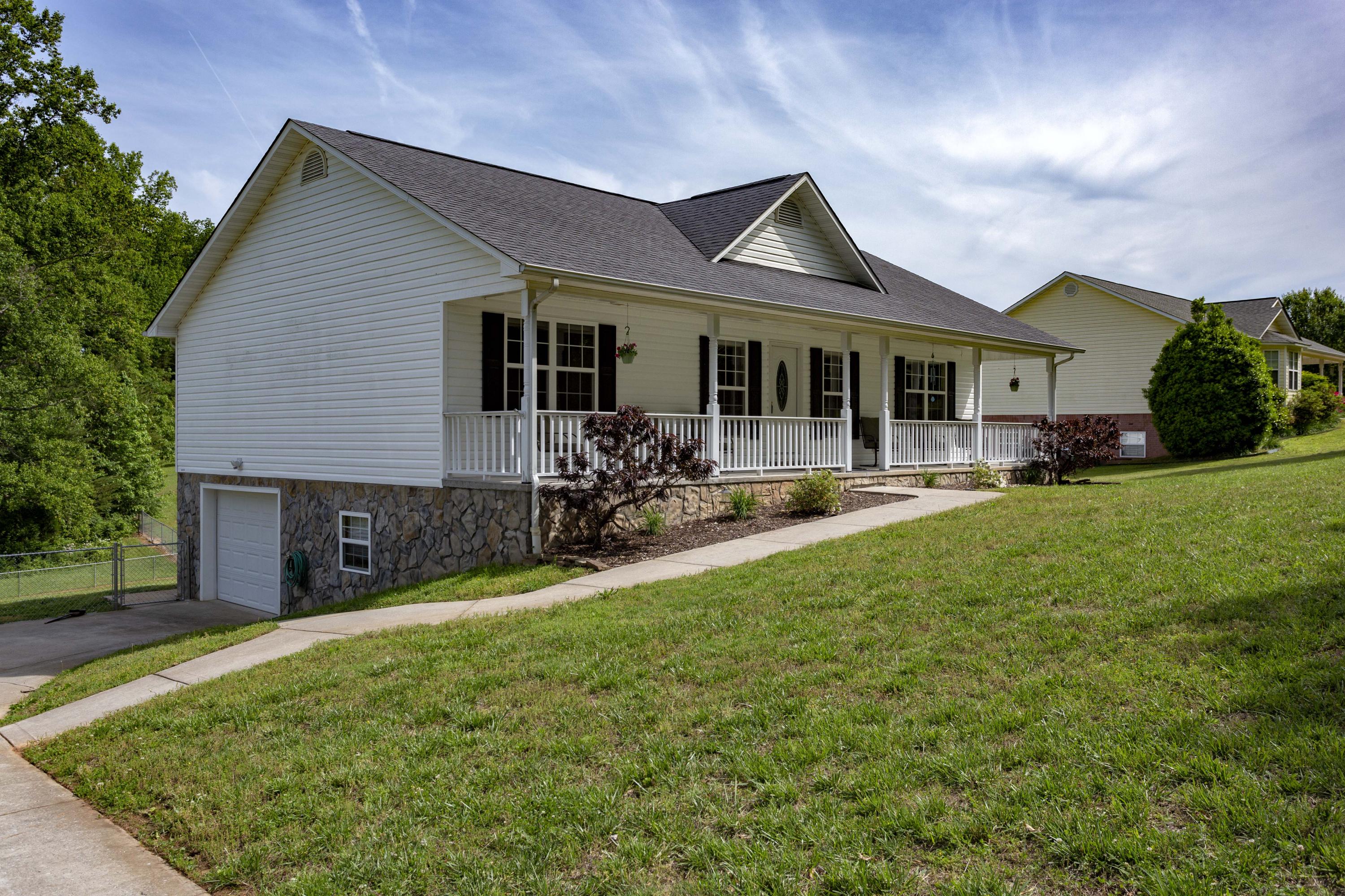10126 Back Valley Road Evensville, TN 37332 - Photo 28 of 28 Front Of House1