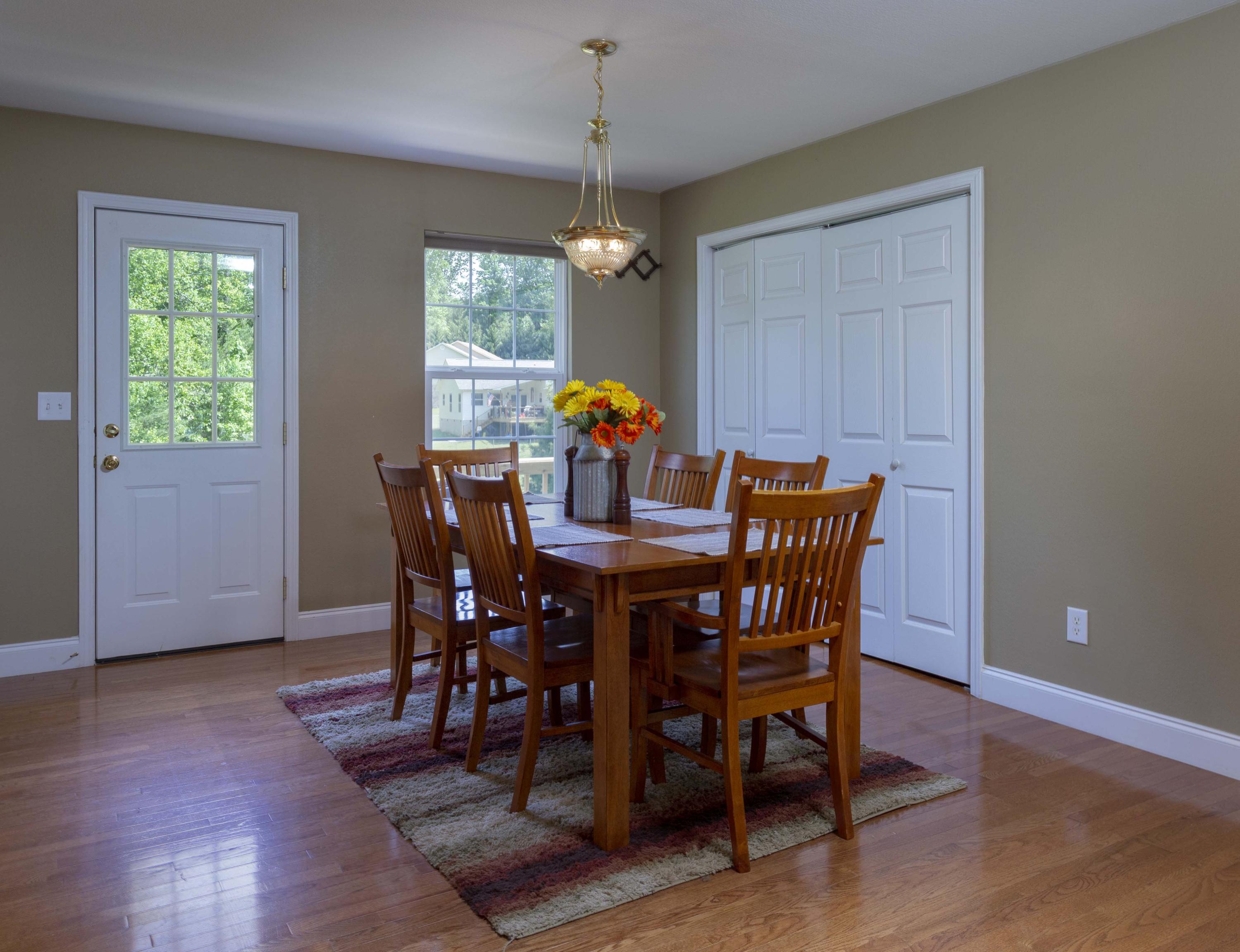 10126 Back Valley Road Evensville, TN 37332 - Photo 7 of 28 Dining Room