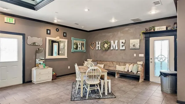 a view of a livingroom with furniture