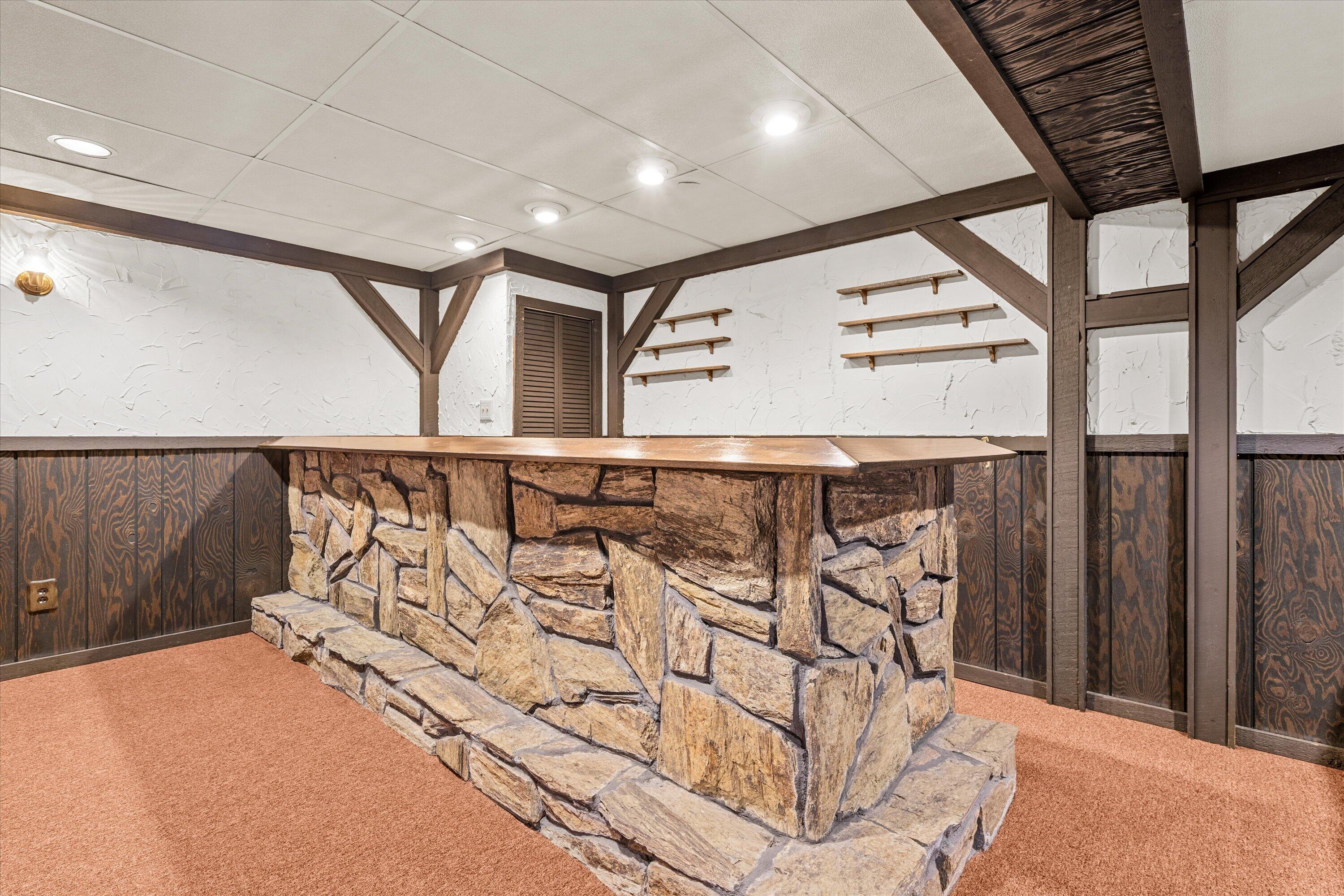 W136N8704 Esquire Road Menomonee Falls, WI 53051 - Photo 26 of 36 Rec Room