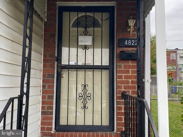 4822 Midline Road Baltimore, MD 21206 - Photo 2 of 27