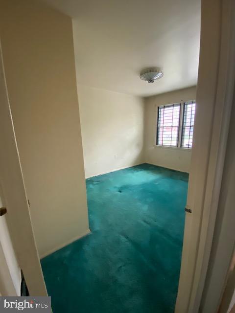 4822 Midline Road Baltimore, MD 21206 - Photo 19 of 27