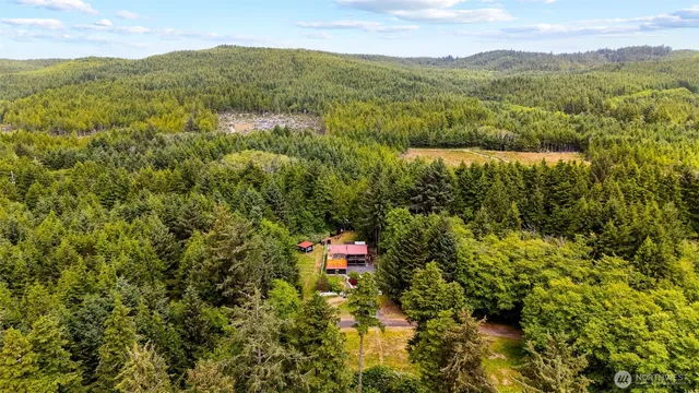 $525,000 | 38 Ocean View Drive South, Taholah, WA 98587