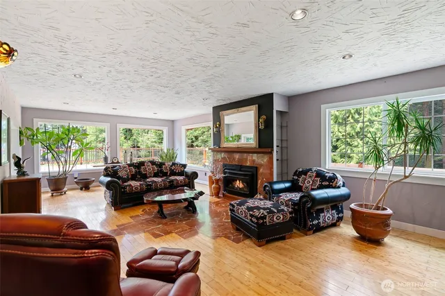 $525,000 | 38 Ocean View Drive South, Taholah, WA 98587