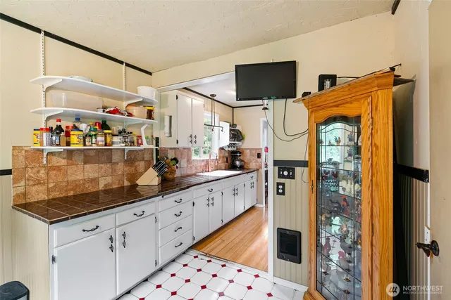 $525,000 | 38 Ocean View Drive South, Taholah, WA 98587