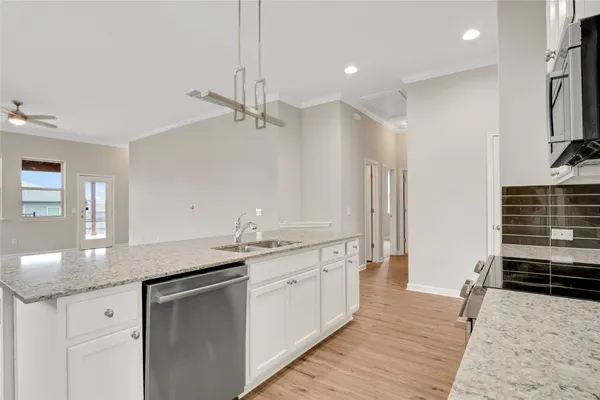 $2,225 | 16408 Fetching Avenue, Manor, TX 78653