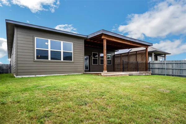 $2,225 | 16408 Fetching Avenue, Manor, TX 78653