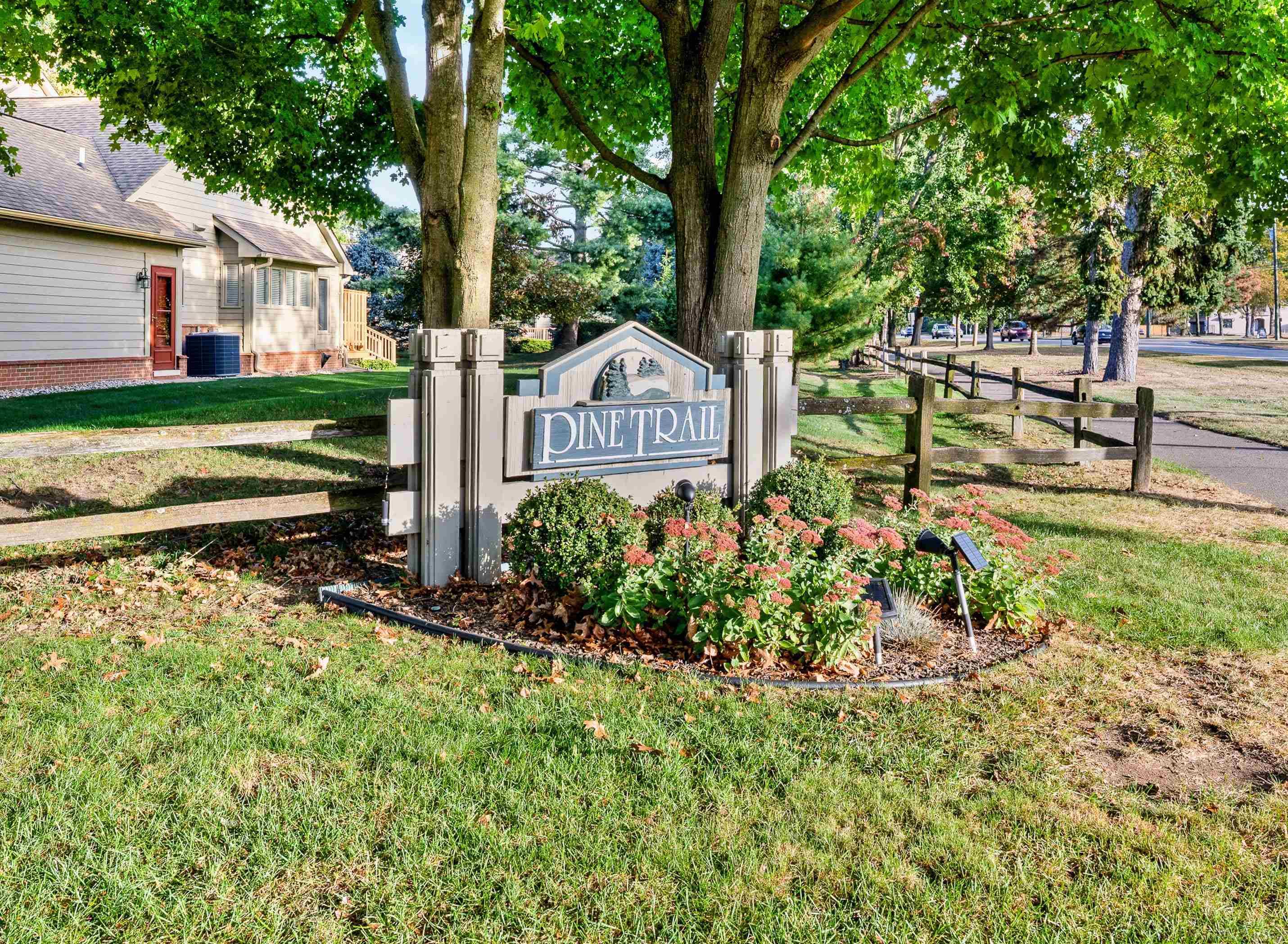 959 Pine Trail Drive Rochester, MI 48307 - Photo 38 of 44 50190479-12ee5c5a-cc1a-4a95-a1d4-c8ea2aa0daee.JPG