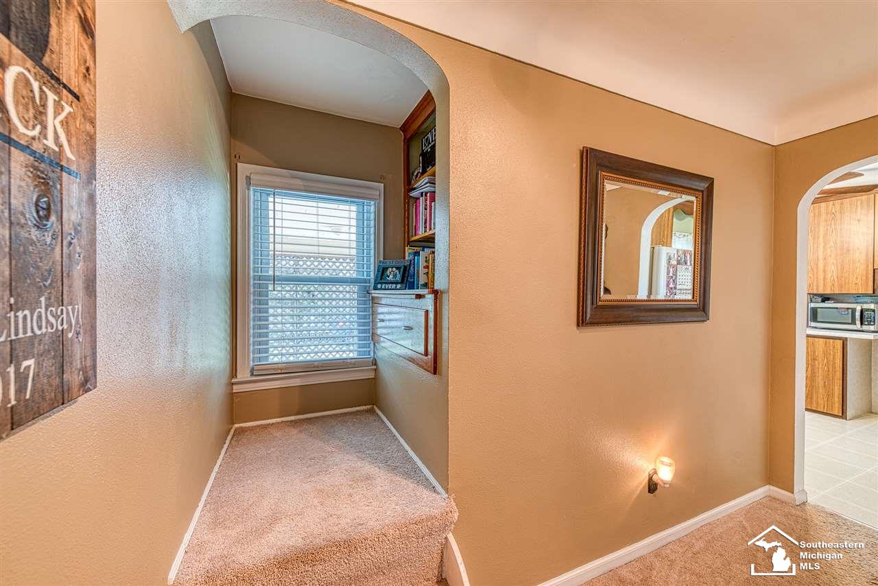 12207 Maxwell Road Carleton, MI 48117 - Photo 14 of 24 Gallery Image 14