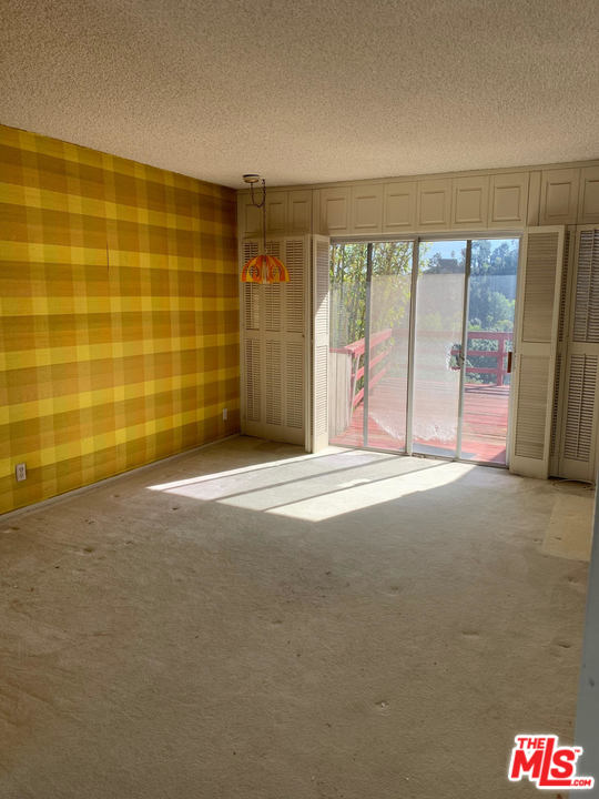 2425 Crest View Drive Los Angeles, CA 90046 - Photo 3 of 14 a view of an empty room