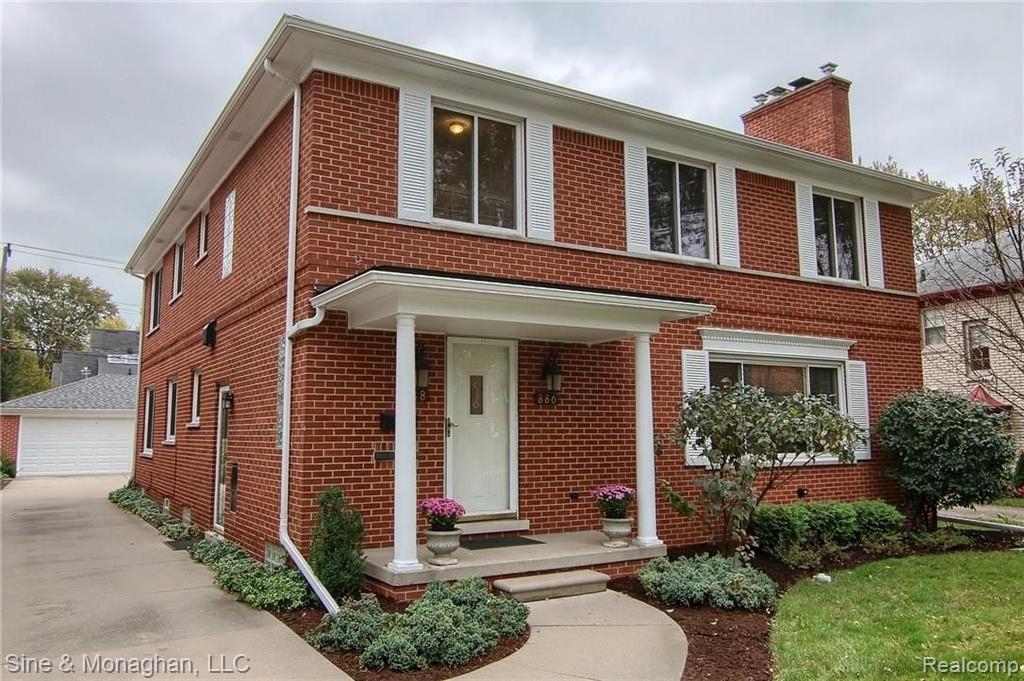 886 Harcourt Road Grosse Pointe Park, MI 48230 - Photo 1 of 39