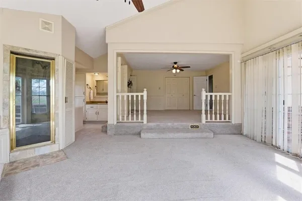 $600,000 | 21503 South State Rte Y, Belton, MO 64012