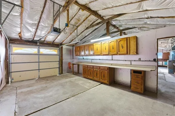 $600,000 | 21503 South State Rte Y, Belton, MO 64012