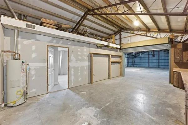 $600,000 | 21503 South State Rte Y, Belton, MO 64012