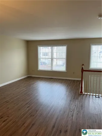 $2,450 | 338 South Oak Street, Freemansburg, PA 18017