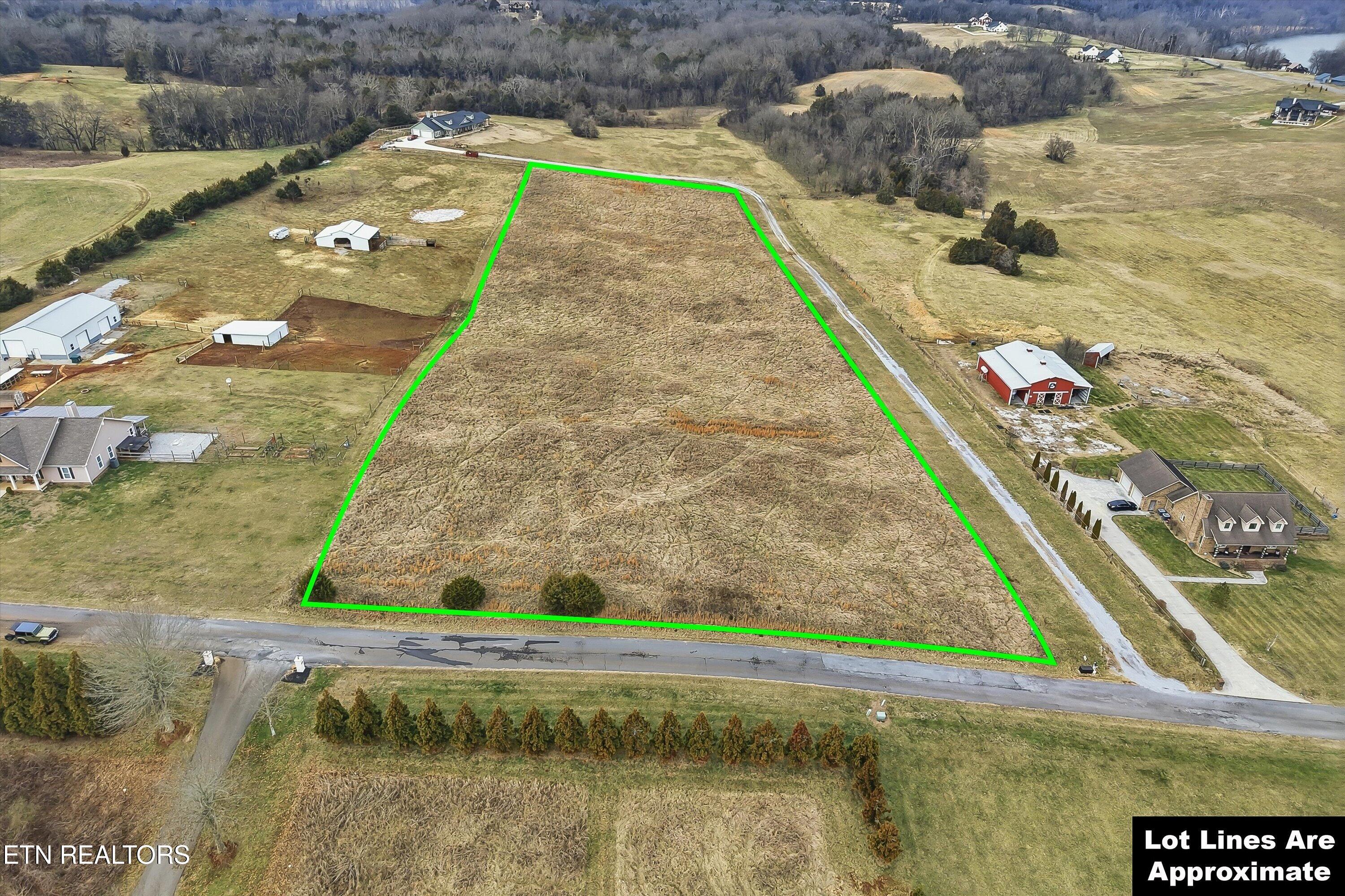 972 Cliff Top Road Blaine, TN 37709 - Photo 13 of 36 13-972 Cliff Top Rd Reshoot-13