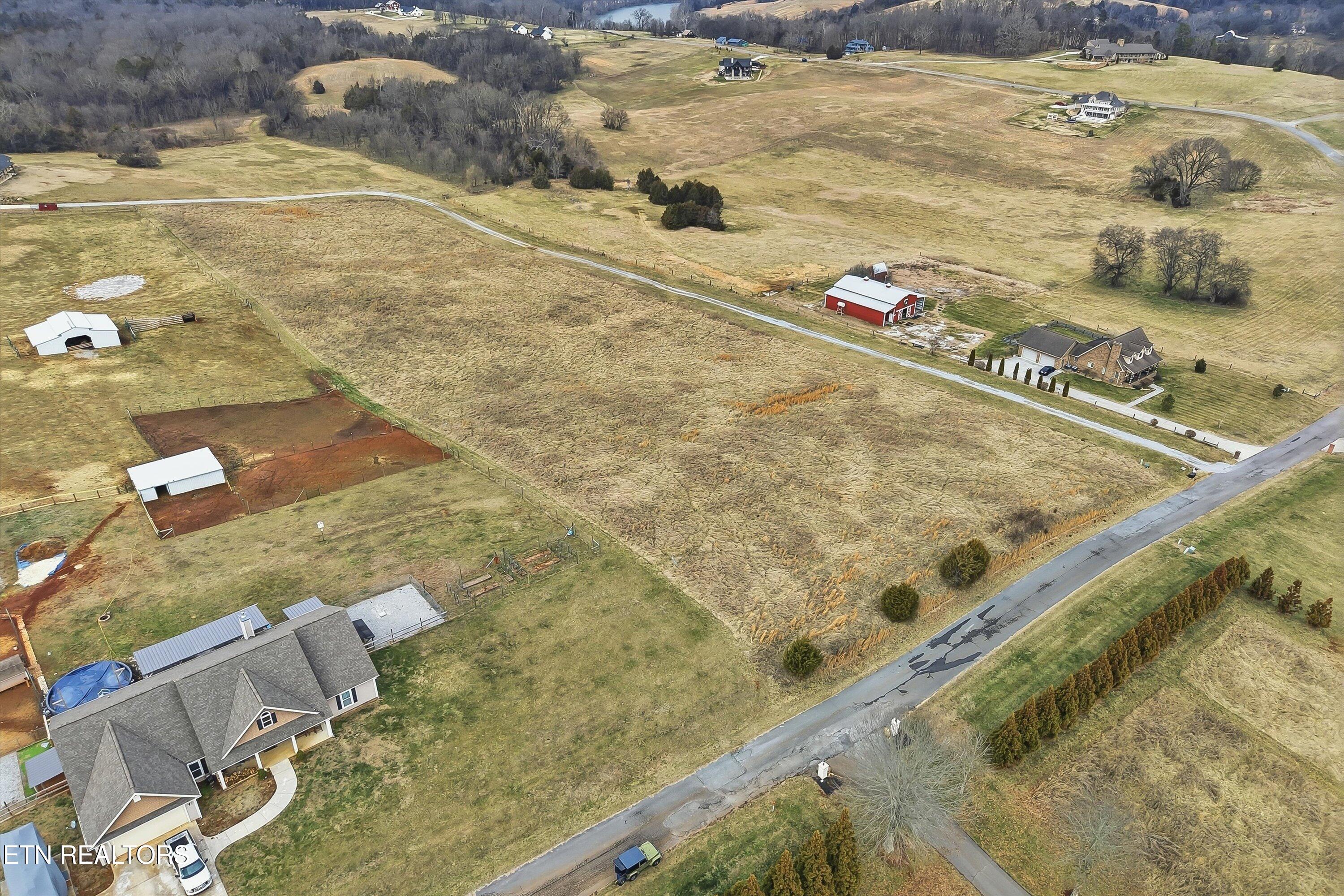 972 Cliff Top Road Blaine, TN 37709 - Photo 16 of 36 16-972 Cliff Top Rd Reshoot-16