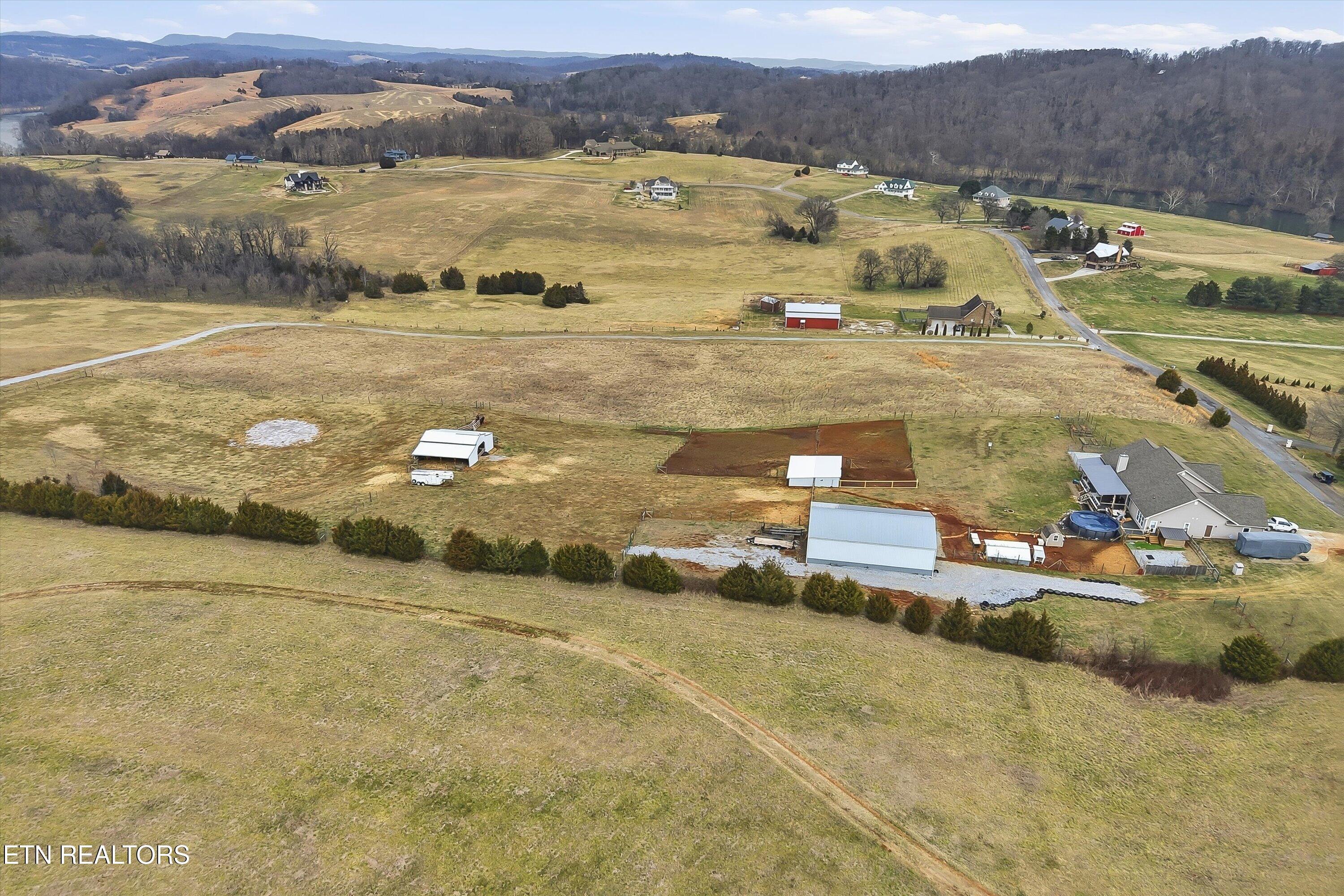972 Cliff Top Road Blaine, TN 37709 - Photo 18 of 36 18-972 Cliff Top Rd Reshoot-18