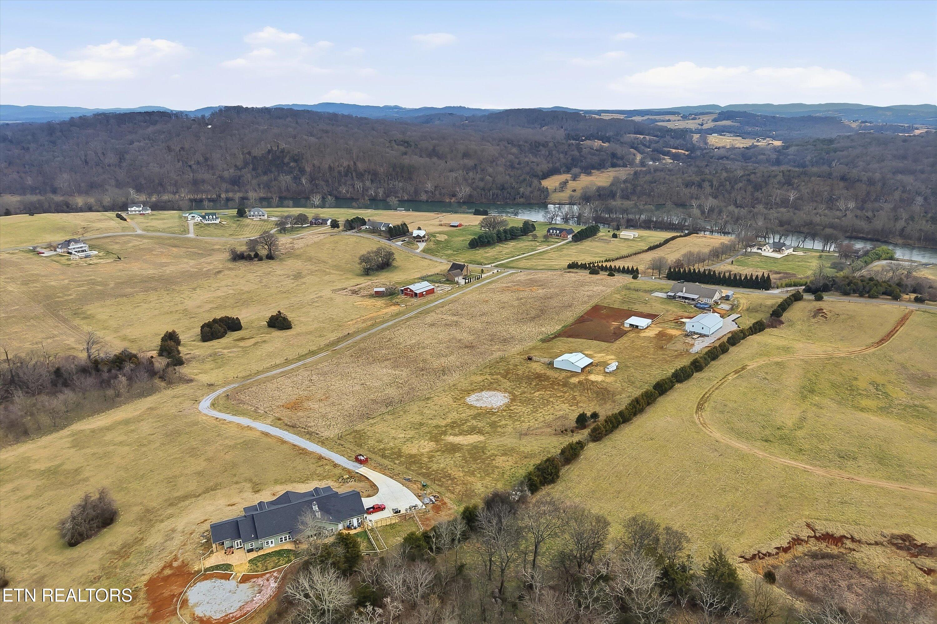 972 Cliff Top Road Blaine, TN 37709 - Photo 22 of 36 22-972 Cliff Top Rd Reshoot-22
