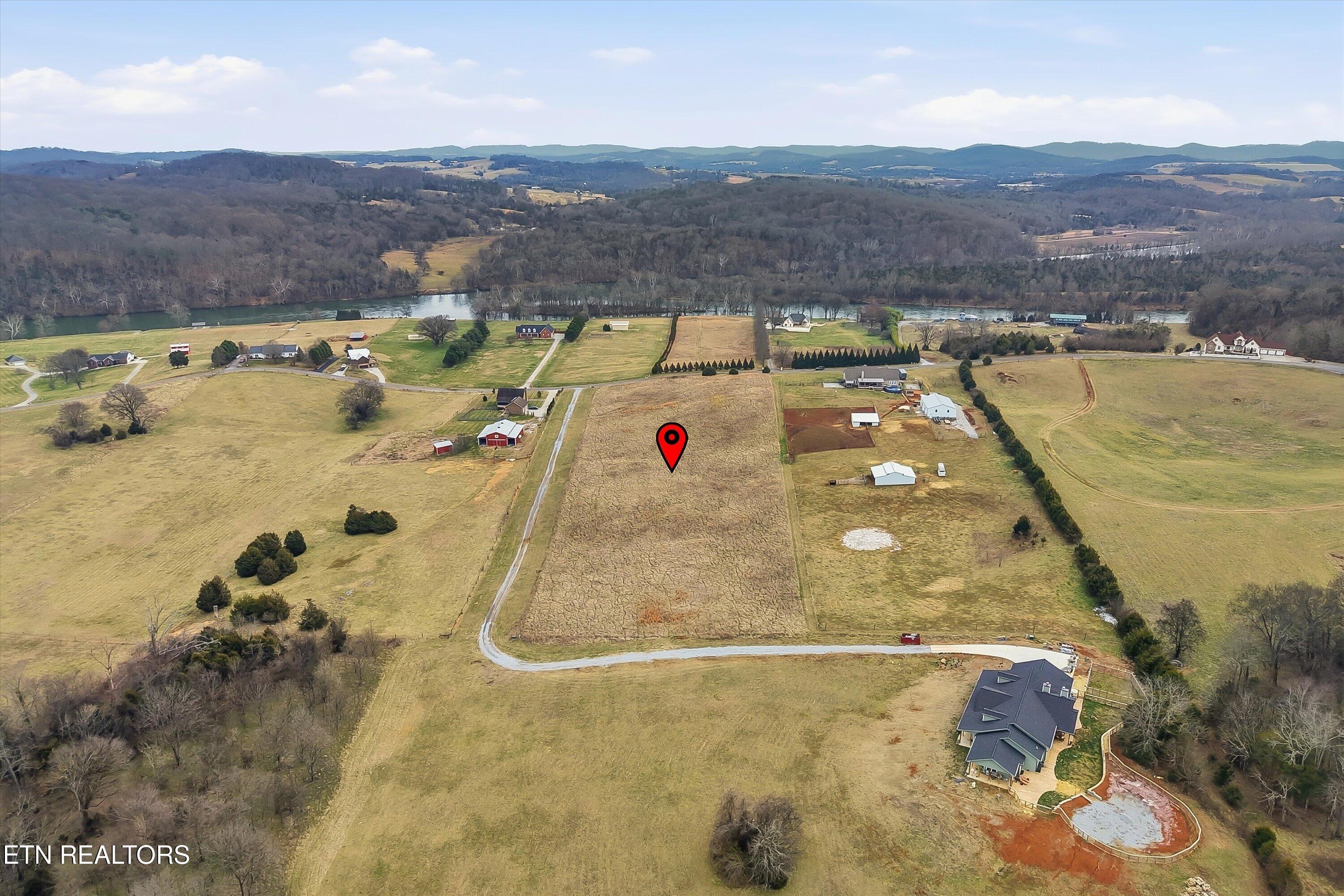 972 Cliff Top Road Blaine, TN 37709 - Photo 23 of 36 23-972 Cliff Top Rd Reshoot-23