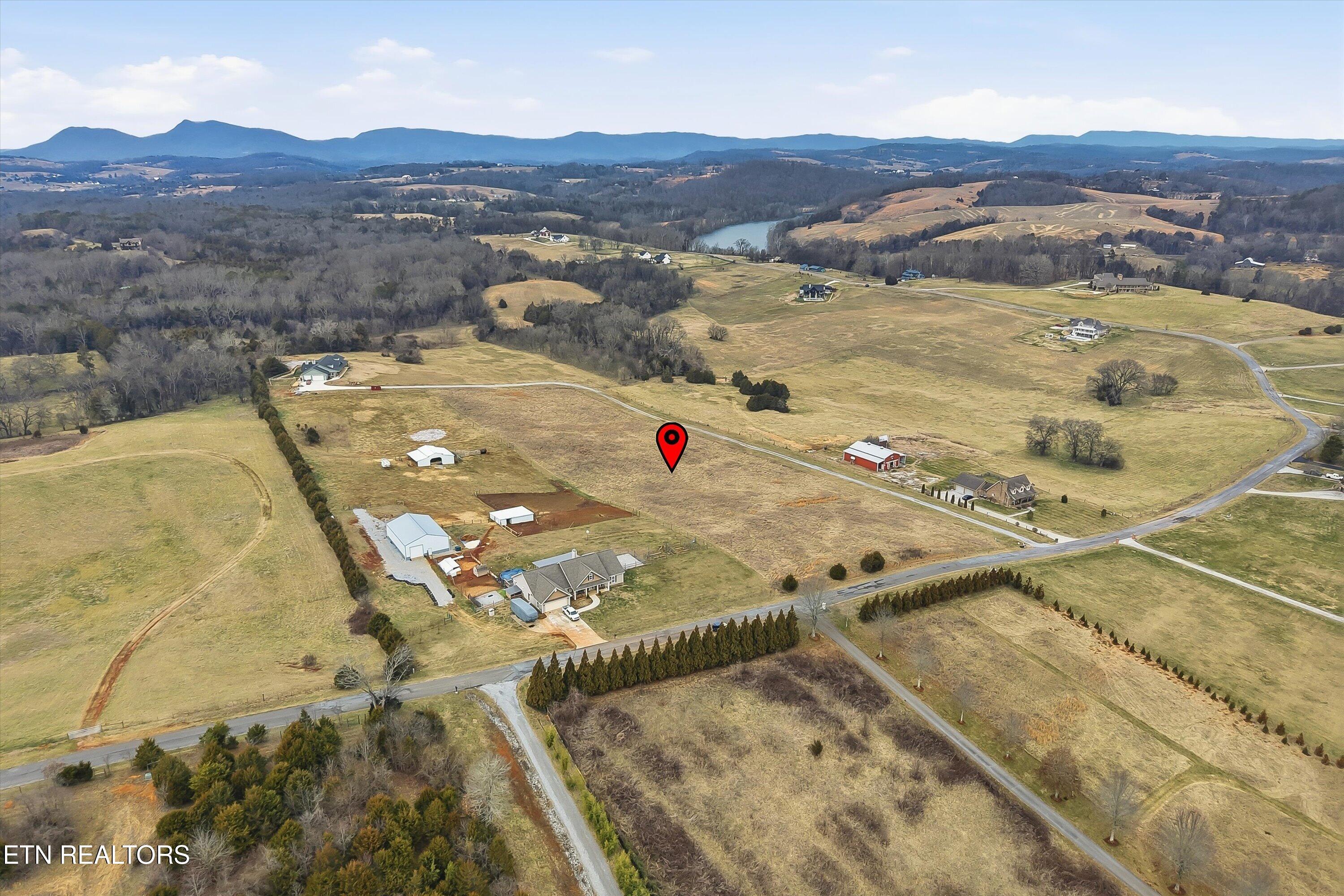 972 Cliff Top Road Blaine, TN 37709 - Photo 33 of 36 33-972 Cliff Top Rd Reshoot-33