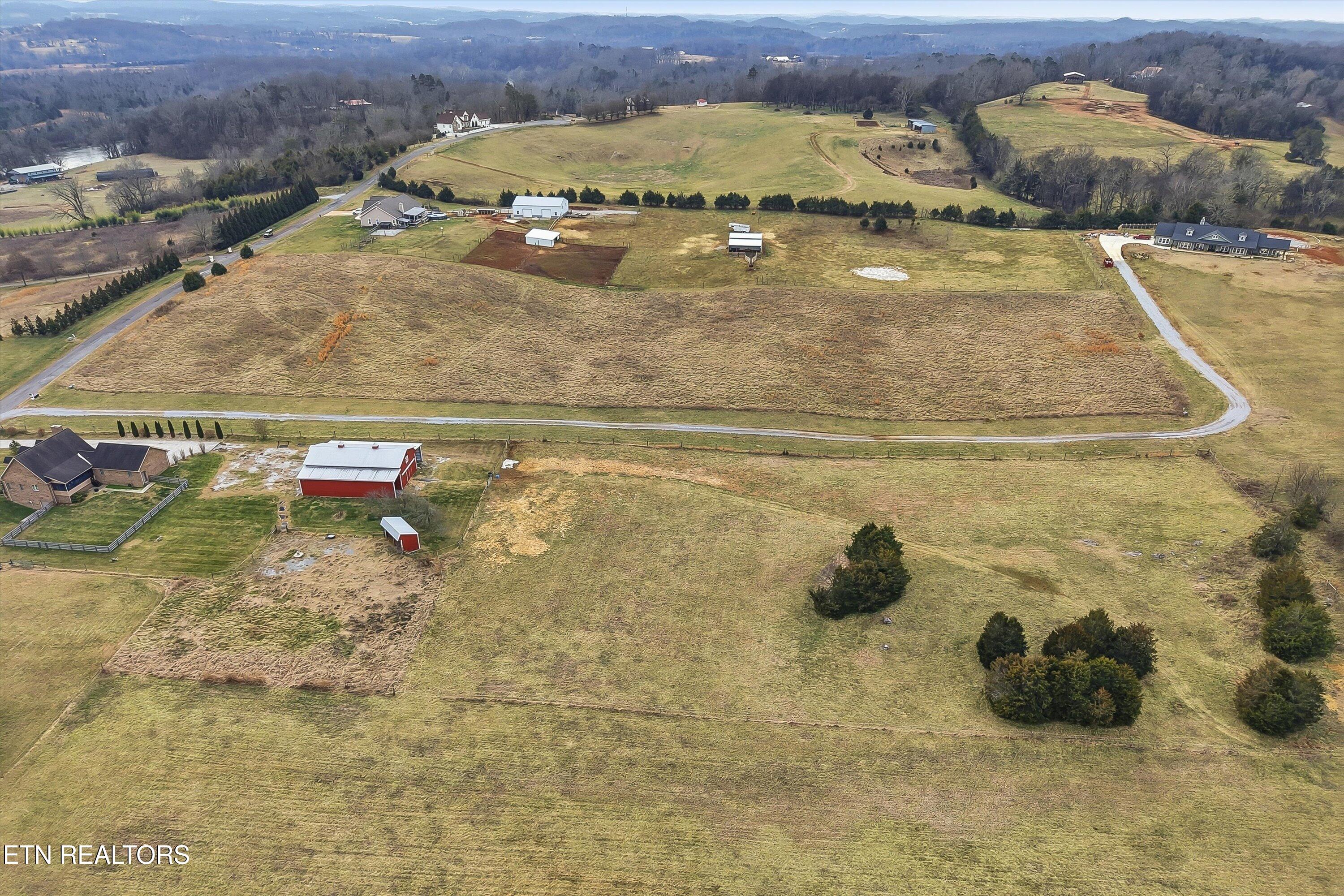 972 Cliff Top Road Blaine, TN 37709 - Photo 10 of 36 10-972 Cliff Top Rd Reshoot-10
