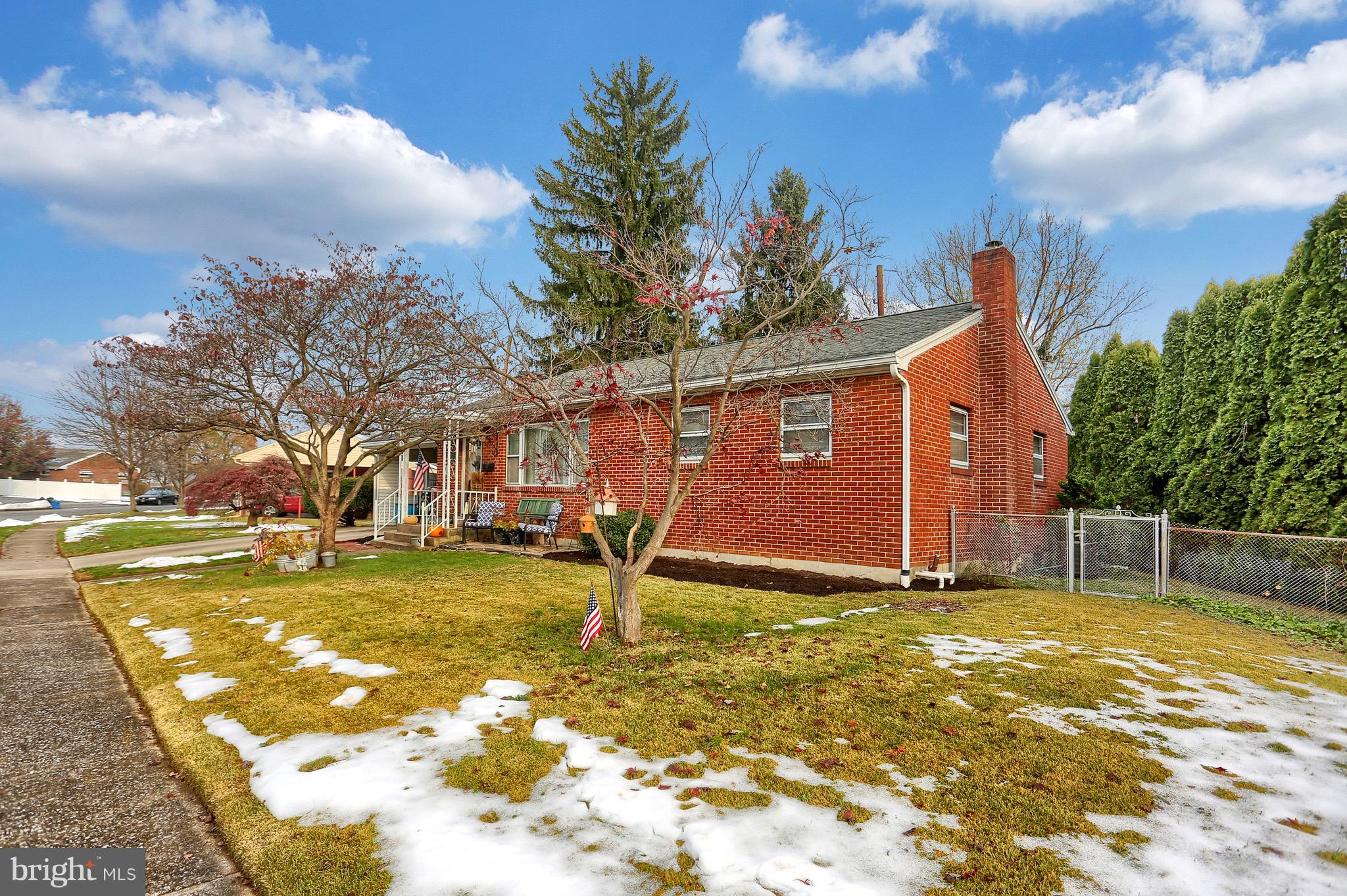 72 Runyon Road Hummelstown, PA 17036 - Photo 2 of 19 Gallery Image 2