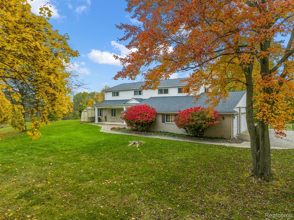 10001 Ellis Road Clarkston, MI 48348 - Photo 69 of 85