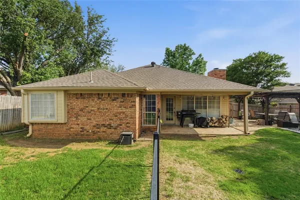 $330,000 | 6245 Firebird Drive, Watauga, TX 76148