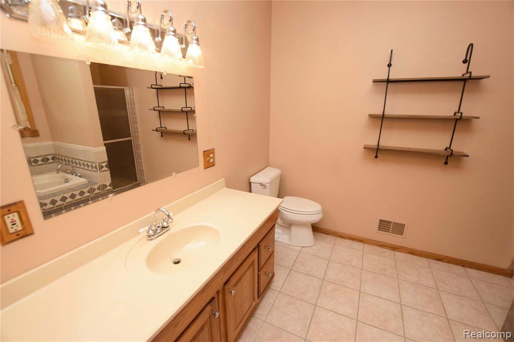 12982 Ithaca Road St. Charles, MI 48655 - Photo 15 of 27