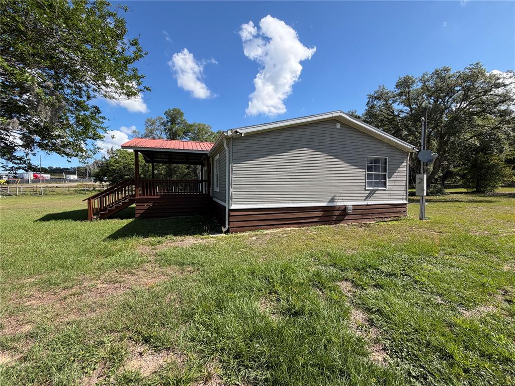30842 Round Lake Road Sorrento, FL 32776 - Photo 3 of 8