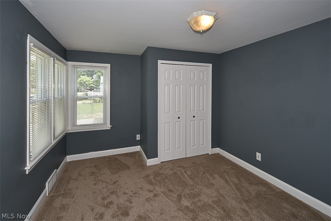 1651 Lyndhurst Road Lyndhurst, OH 44124 - Photo 22 of 34