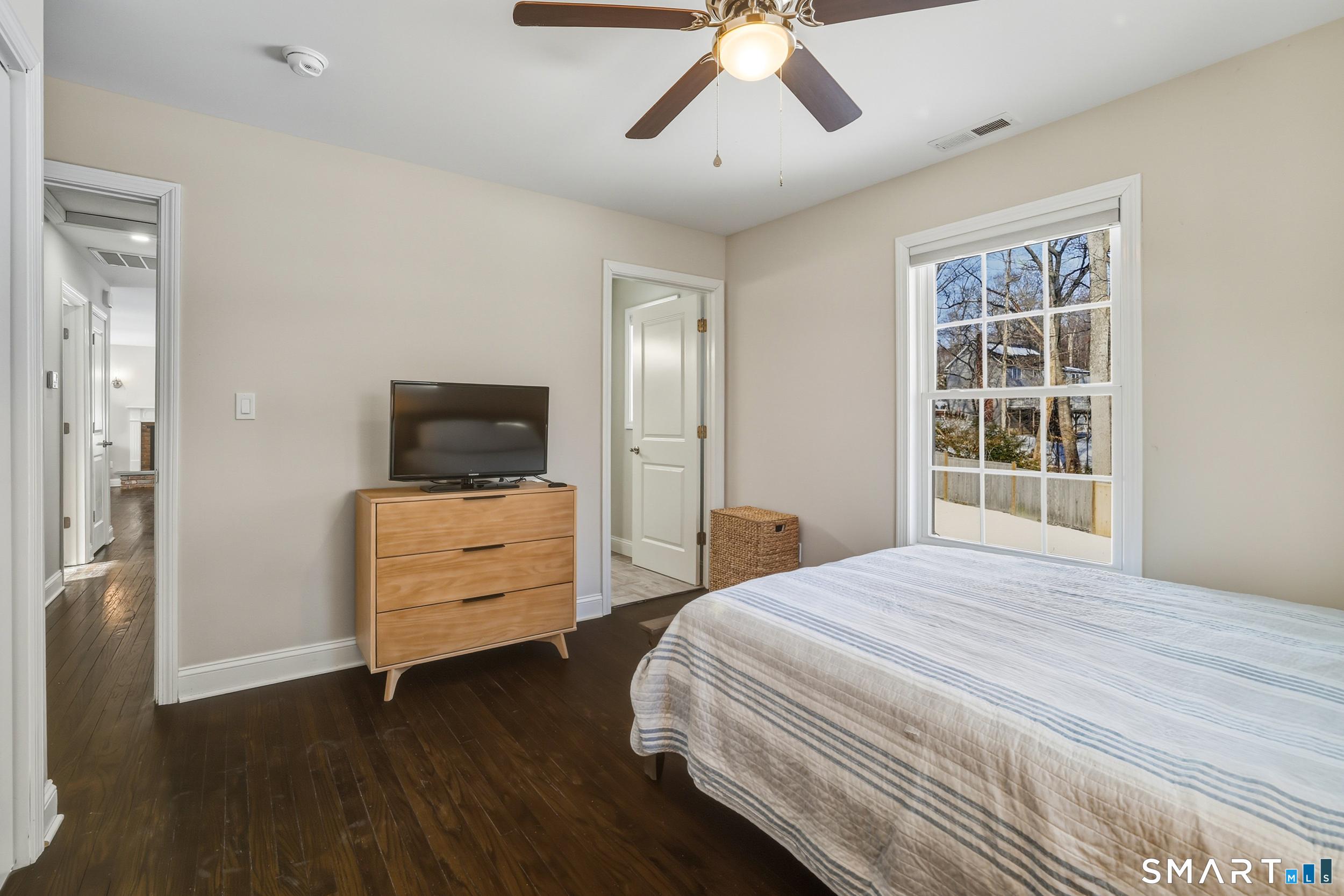 8 Egypt Lane Clinton, CT 06413 - Photo 10 of 33