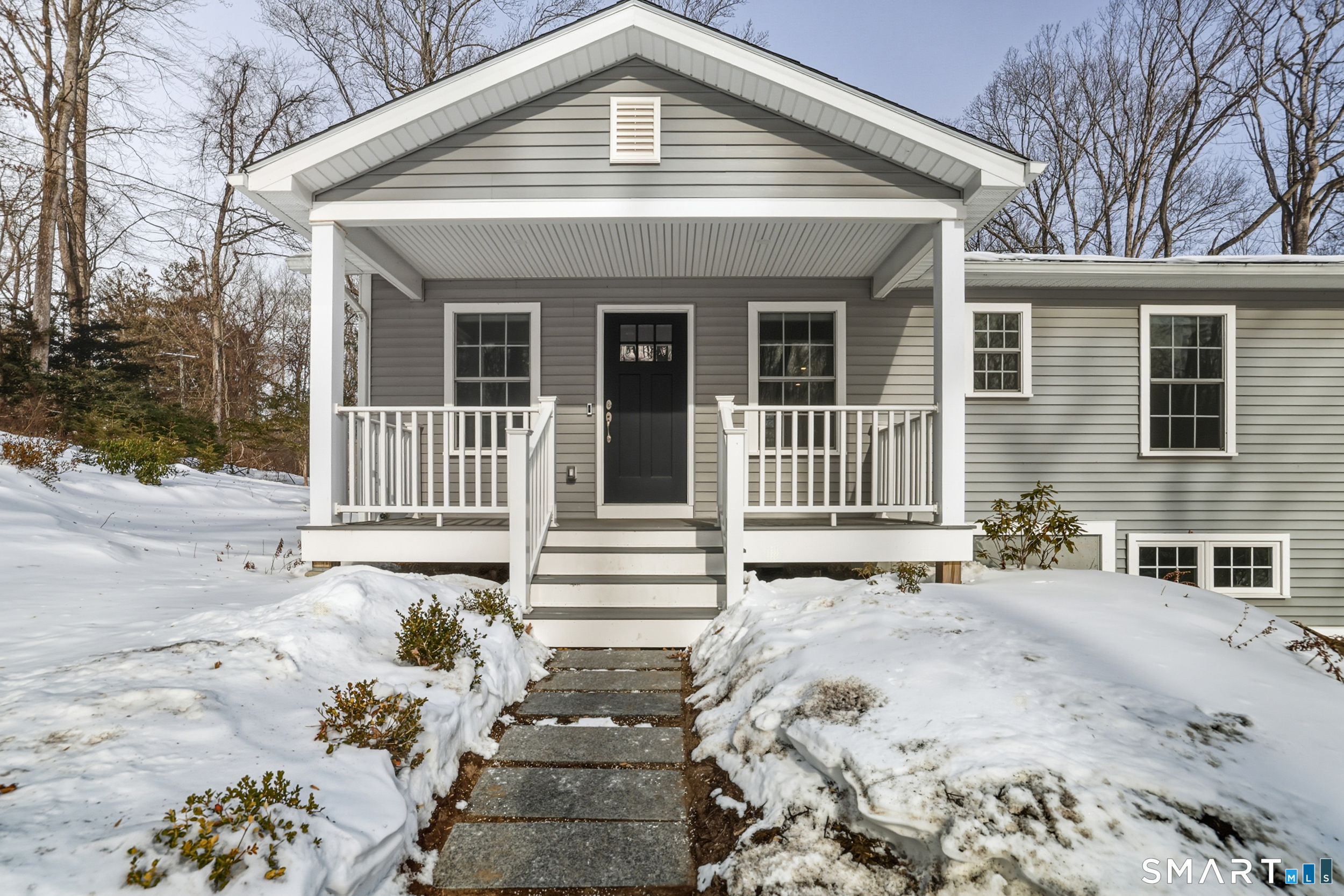 8 Egypt Lane Clinton, CT 06413 - Photo 3 of 33 Large covered porch welcomes guests.