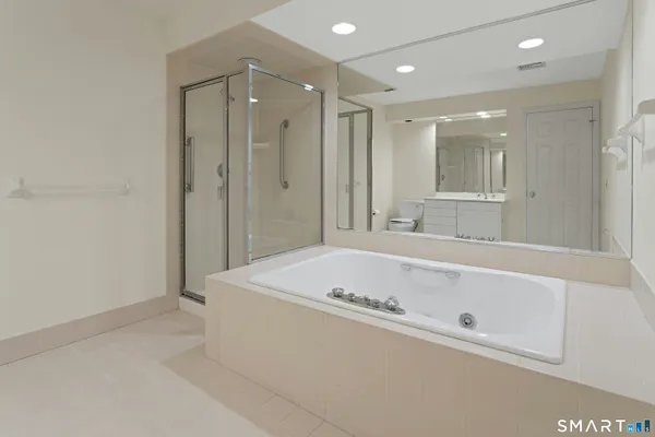 $1,395,000 | 30 Hale Lane, Unit 30, Darien, CT 06820